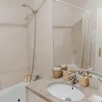 Apartment Relax Pool - Free Parking Garage Lisbon