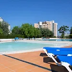 Relax Pool - Free Parking Garage דירה *