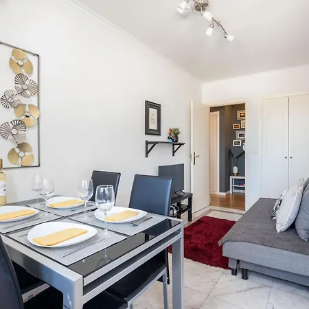 Apartment Relax Pool - Free Parking Garage *
