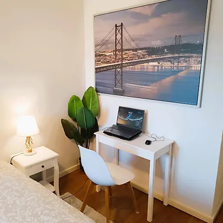 Apartment Relax Pool - Free Parking Garage