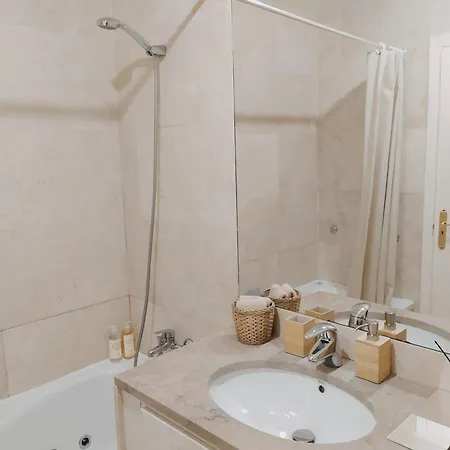 Apartment Relax Pool - Free Parking Garage Lisbon