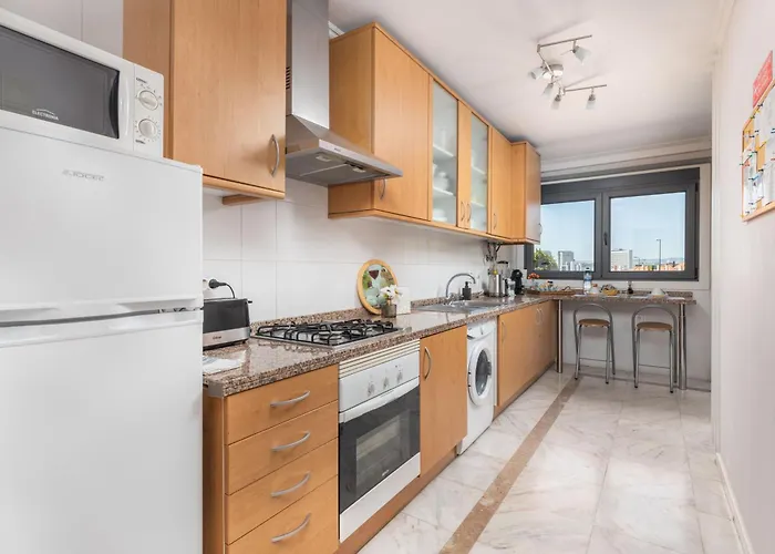 Apartment Relax Pool - Free Parking Garage *