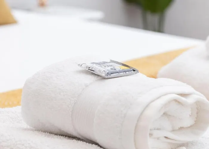 Relax Pool - Free Parking Garage Lisbon