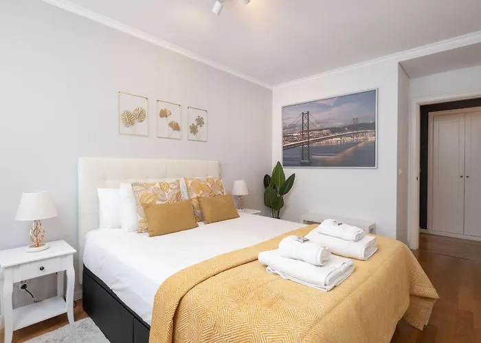 Relax Pool - Free Parking Garage * Lisbon