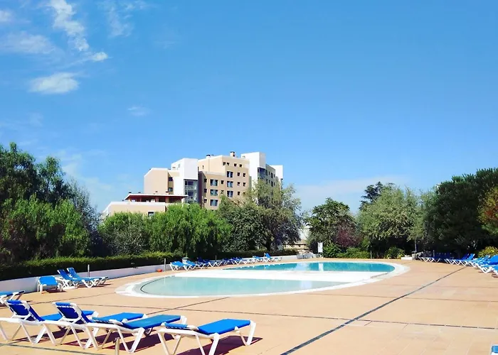 Relax Pool - Free Parking Garage * Lisbon