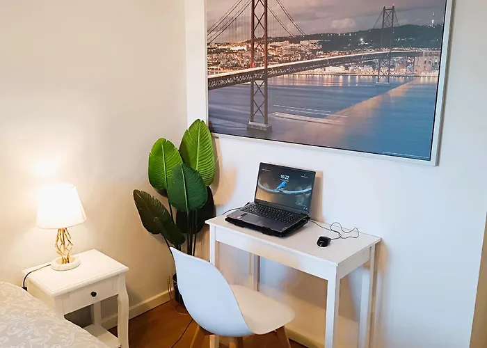 Apartment Relax Pool - Free Parking Garage