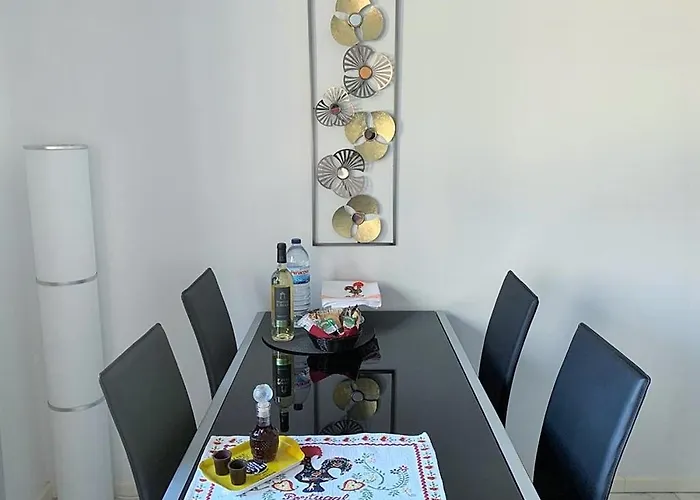 Relax Pool - Free Parking Garage * Lisbon