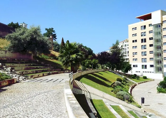 Relax Pool - Free Parking Garage * Lisbon