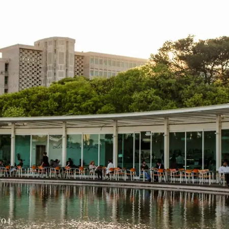 Relax Pool - Free Parking Garage דירה